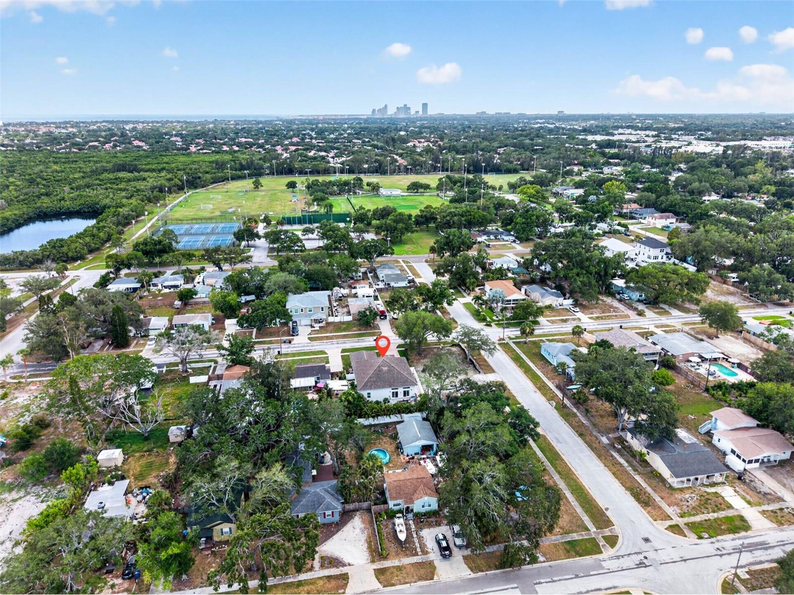 815 59th Avenue NE Saint Petersburg FL 33703 TB8525044 image40