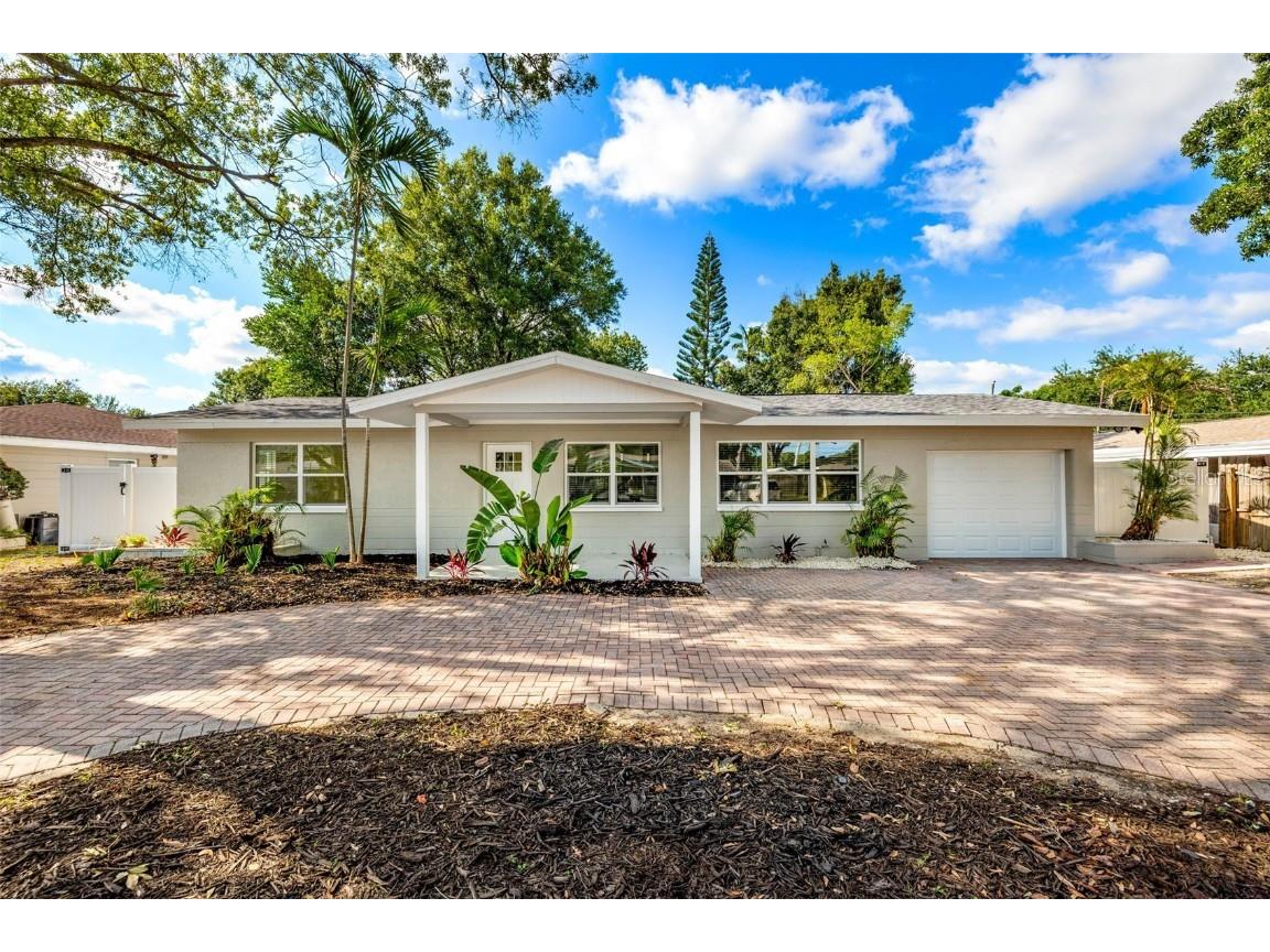 815 72nd Avenue N Saint Petersburg FL 33702 U8245146 image1
