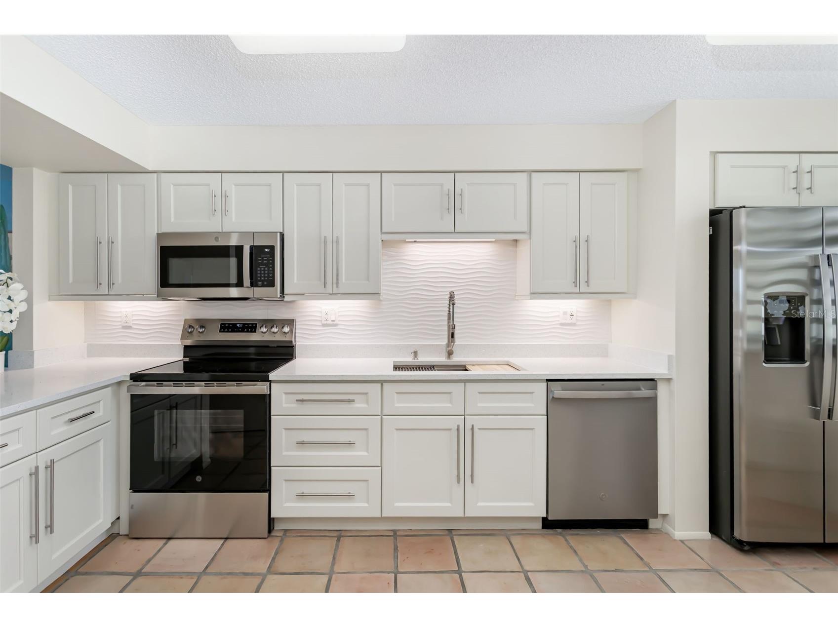 815 Bayport Way #815 Longboat Key FL 34228 - SARASOTA BAY A4689278 image11
