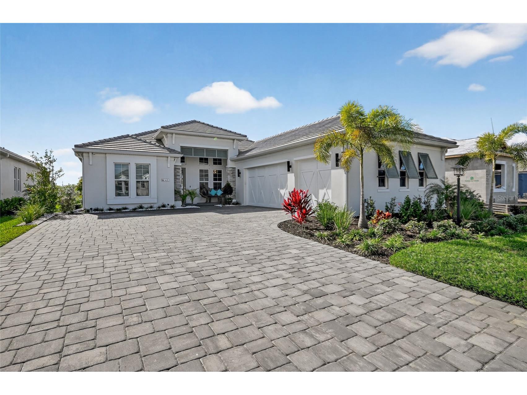 815 Blue Shell Loop Sarasota FL 34240 A4677467 image1