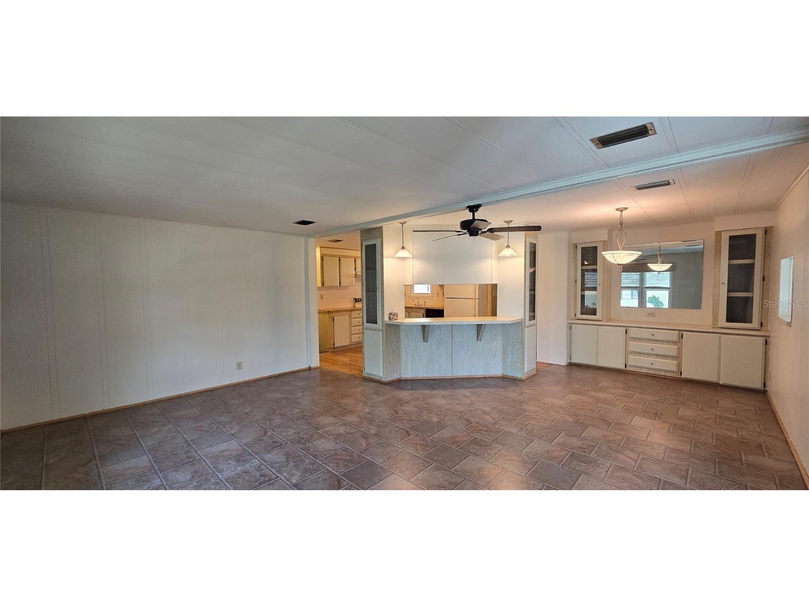 815 E Live Oak Street Wildwood FL 34785 G5093918 image2