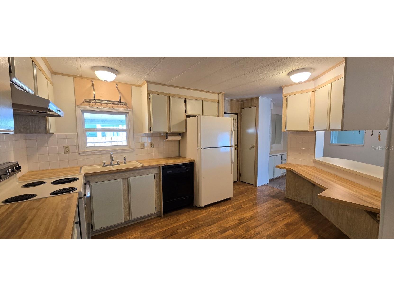 815 E Live Oak Street Wildwood FL 34785 G5093918 image5