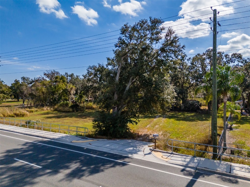 815 E Sam Allen Road Plant City FL 33563 TB8455095 image4