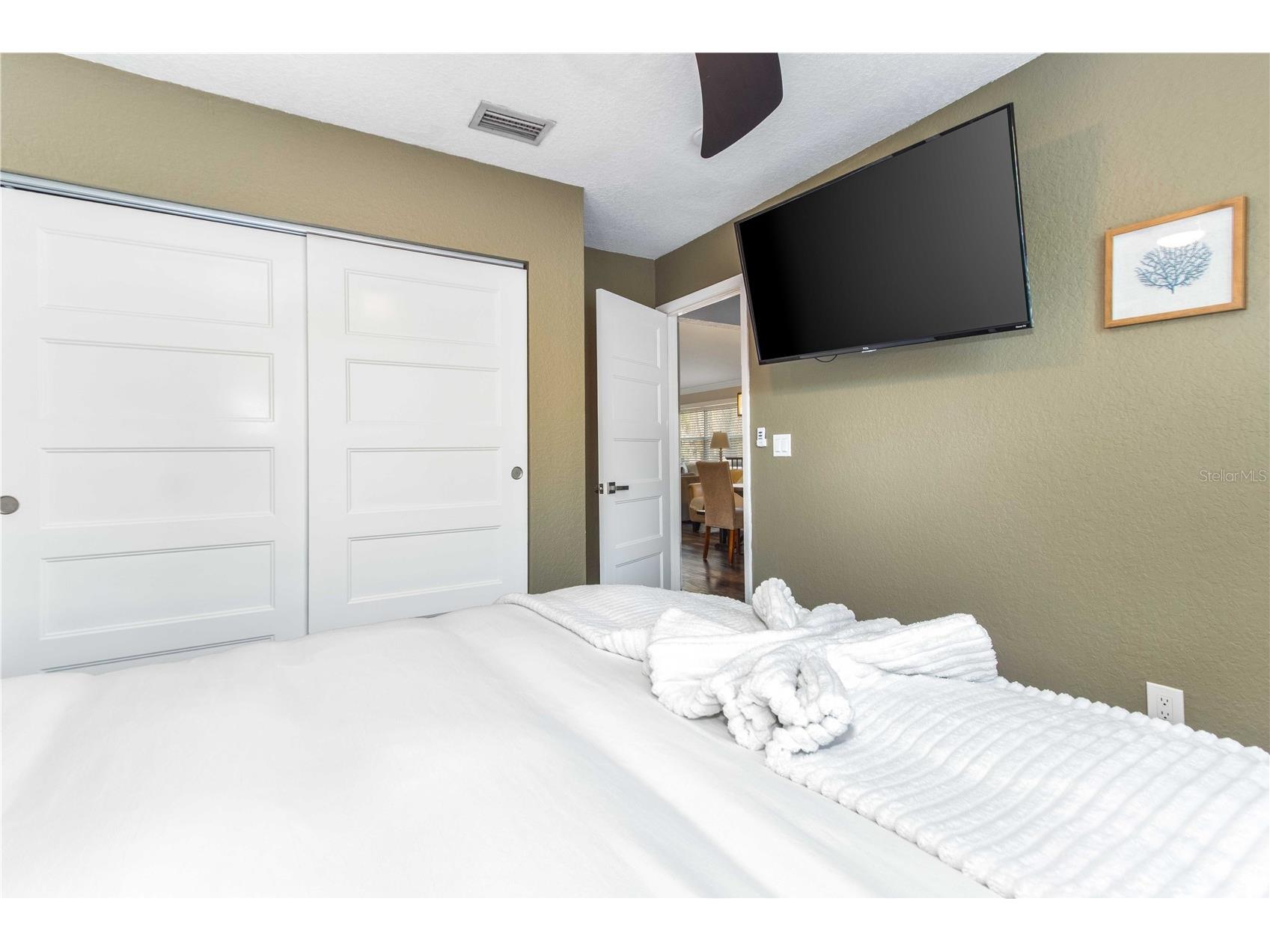 815 Florida Avenue Palm Harbor FL 34683 TB8491354 image30