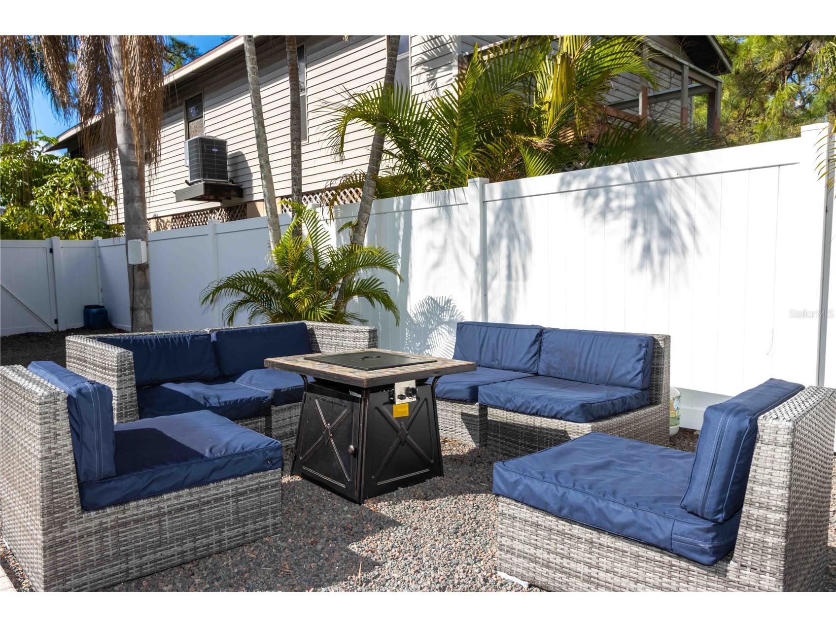 815 Florida Avenue Palm Harbor FL 34683 TB8491354 image46