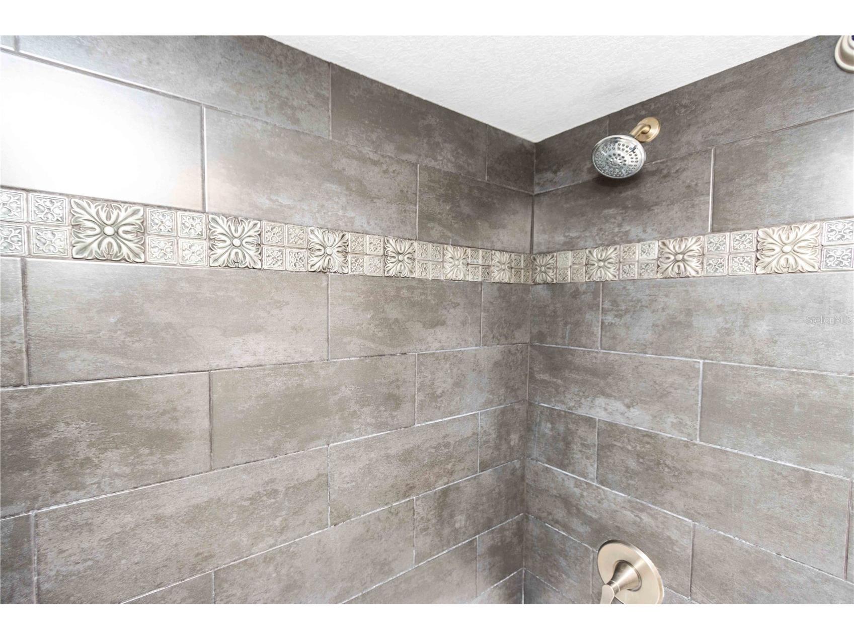 815 Florida Avenue Palm Harbor FL 34683 TB8491354 image60