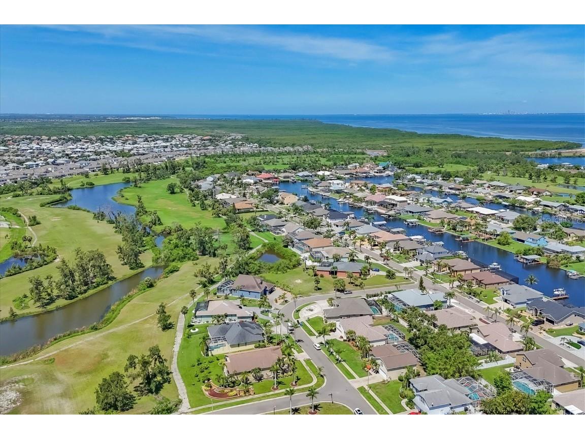 815 Greenview Drive Apollo Beach FL 33572 A4656965 image30