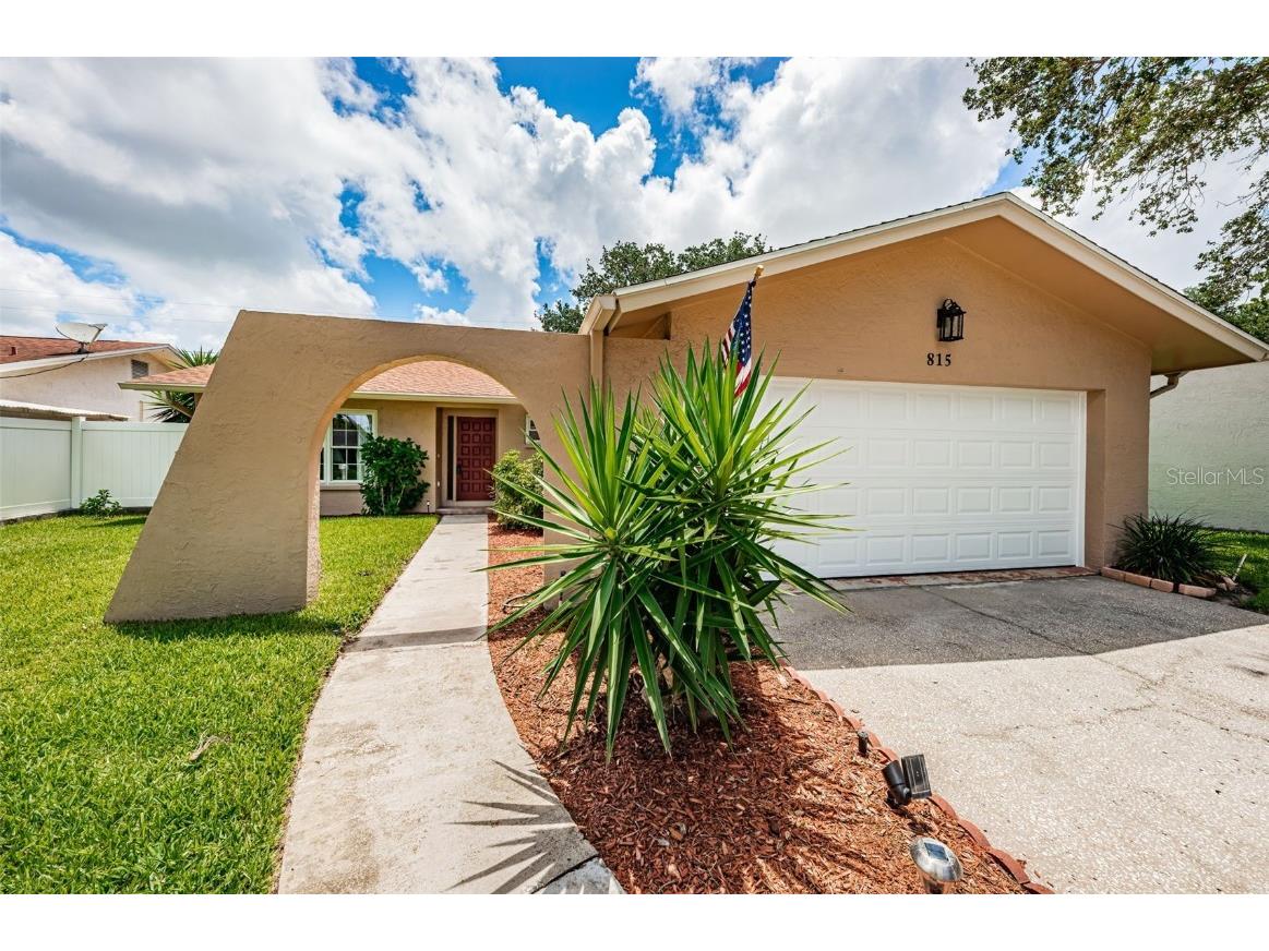 815 Kirkland Circle Dunedin FL 34698 U8236000 image1