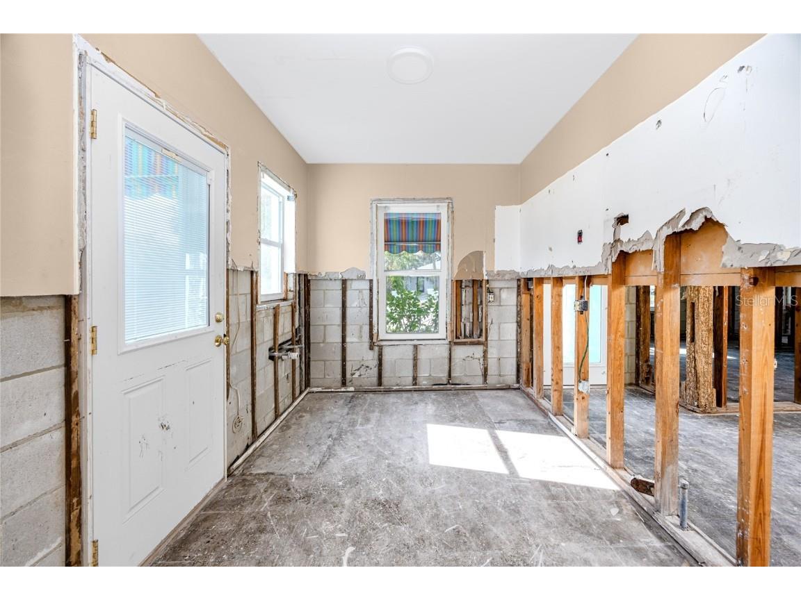 815 Lantana Avenue Clearwater Beach FL 33767 TB8328963 image18