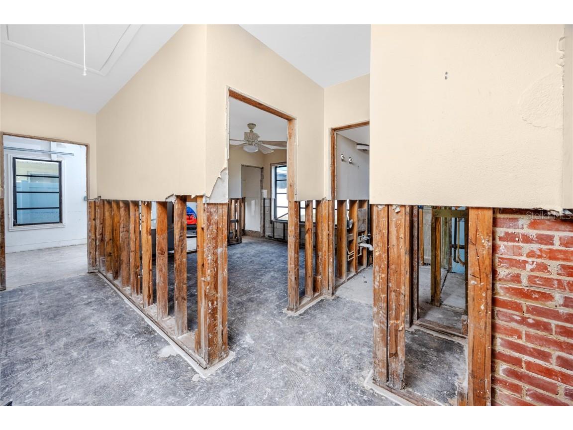 815 Lantana Avenue Clearwater Beach FL 33767 TB8328963 image23