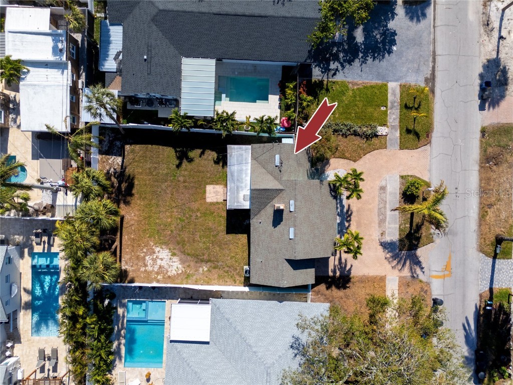 815 Lantana Avenue Clearwater Beach FL 33767 TB8328963 image3