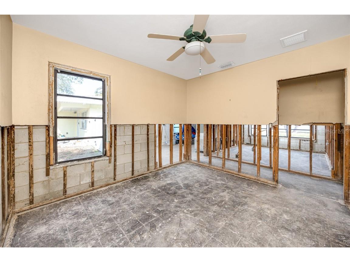 815 Lantana Avenue Clearwater Beach FL 33767 TB8328963 image32