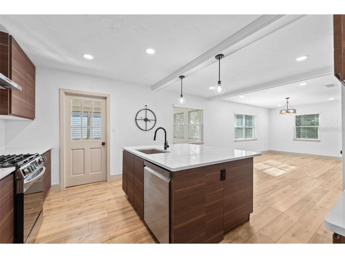 815 NE 12th Avenue Gainesville FL 32601 GC535339 image12