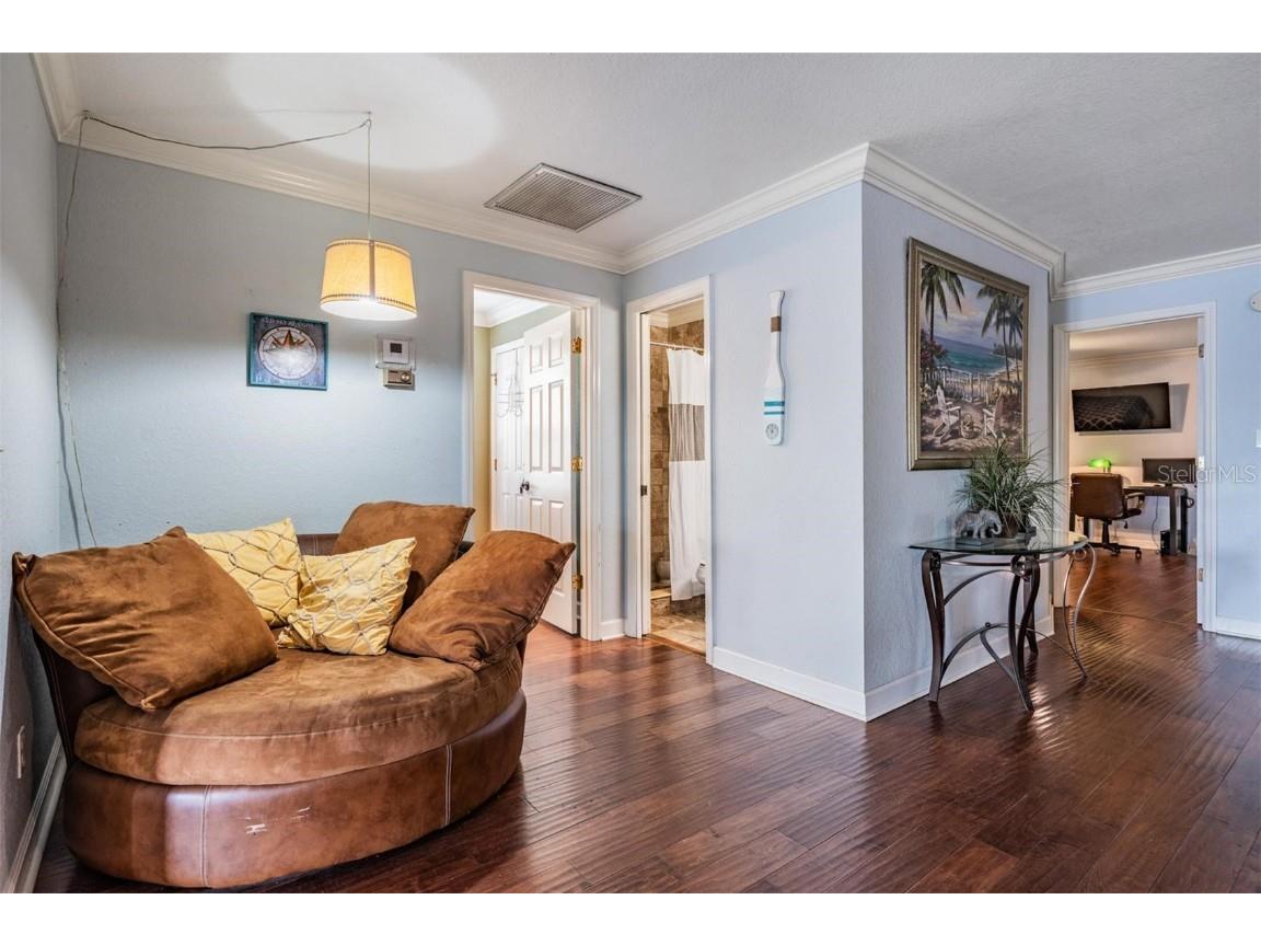 815 NW 2nd Avenue Ruskin FL 33570 TB8453081 image18