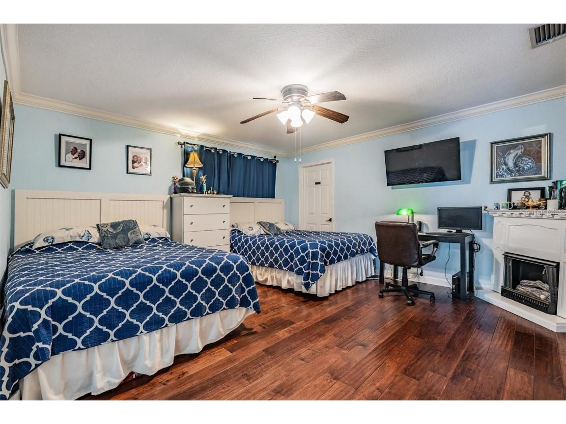 815 NW 2nd Avenue Ruskin FL 33570 TB8453081 image22