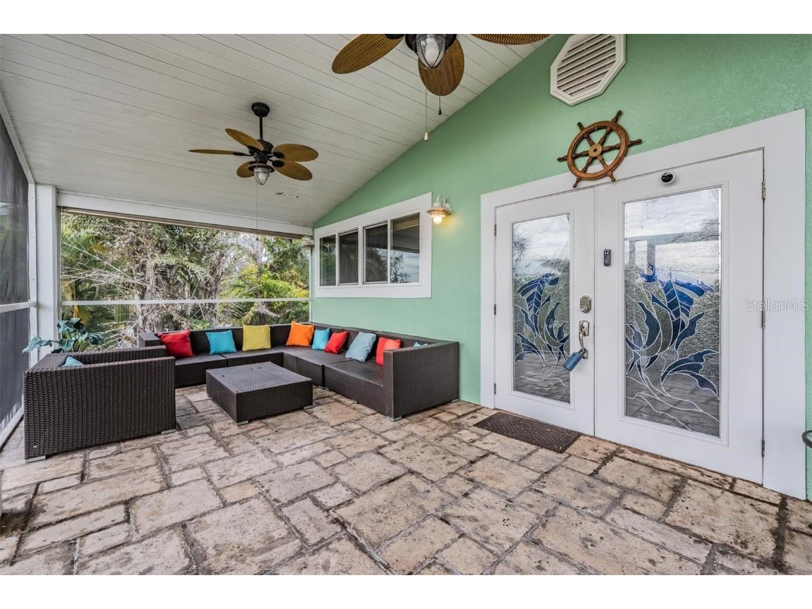 815 NW 2nd Avenue Ruskin FL 33570 TB8453081 image6