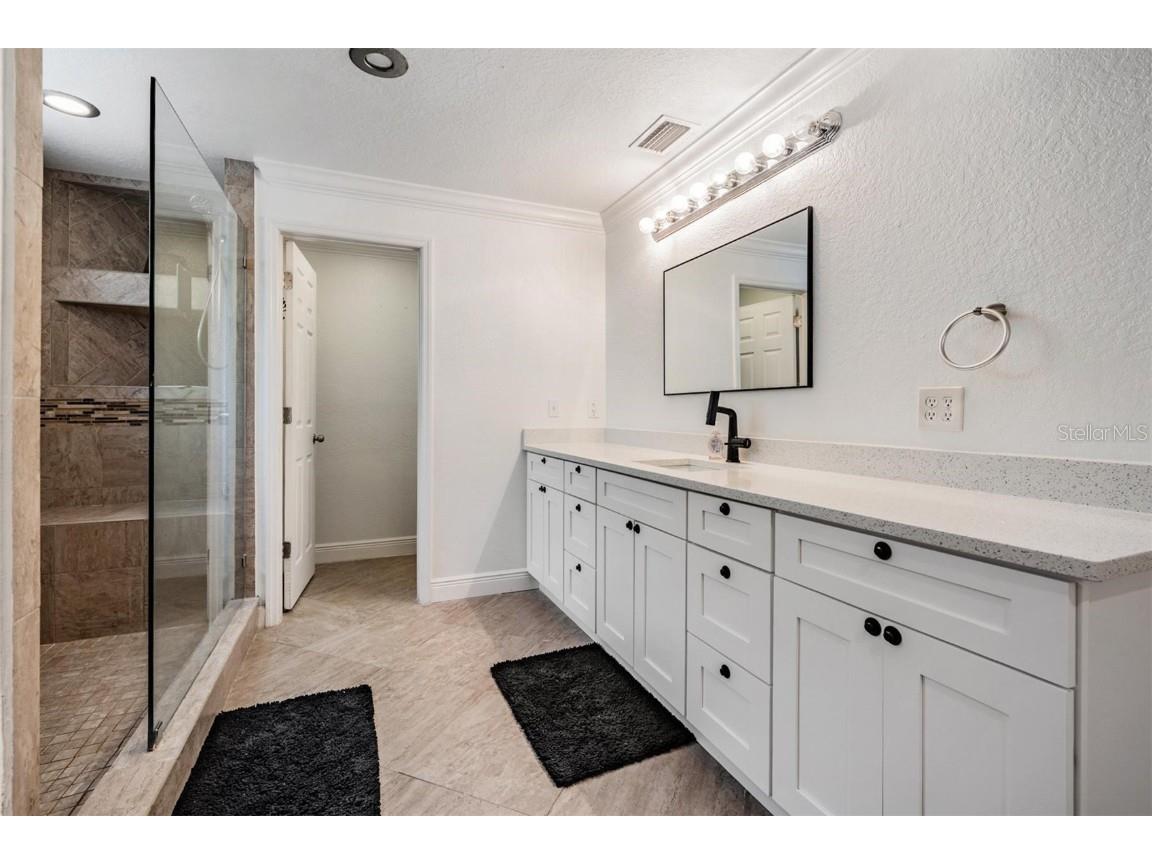 815 NW 2nd Avenue Ruskin FL 33570 TB8453081 image61