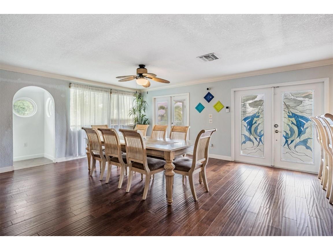 815 NW 2nd Avenue Ruskin FL 33570 TB8453081 image7