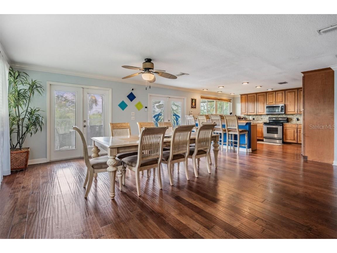 815 NW 2nd Avenue Ruskin FL 33570 TB8453081 image8