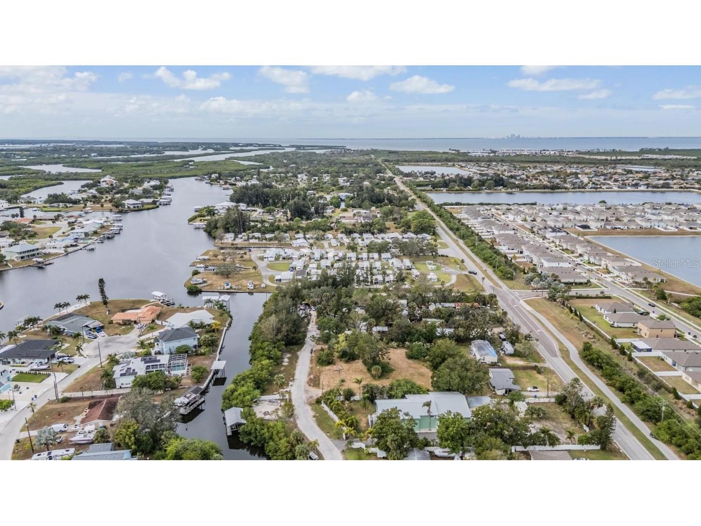 815 NW 2nd Avenue Ruskin FL 33570 TB8453081 image82