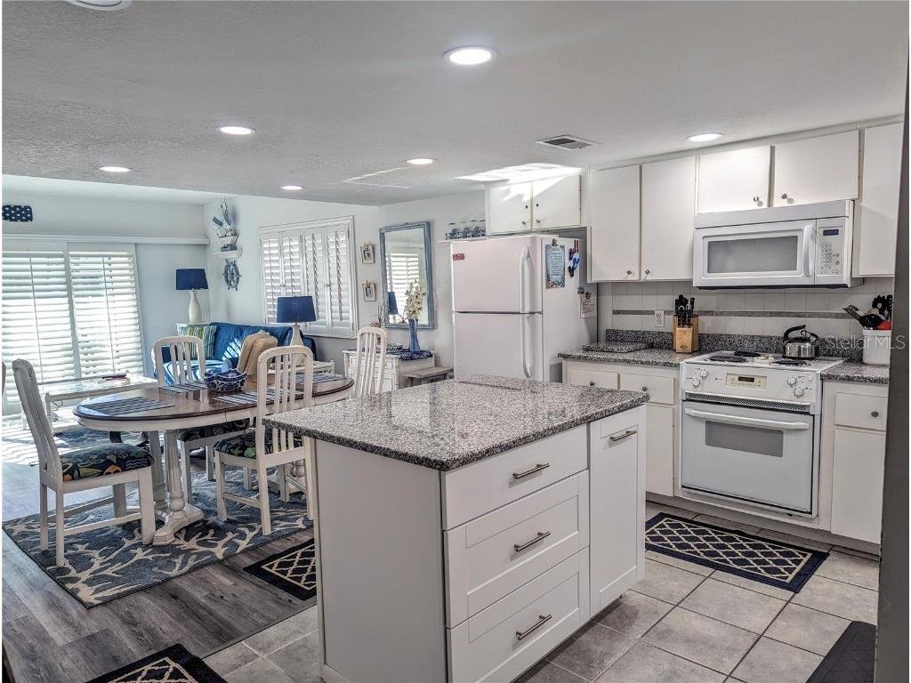 815 Ocean Shore Boulevard #11A Ormond Beach FL 32176 NS1086630 image2