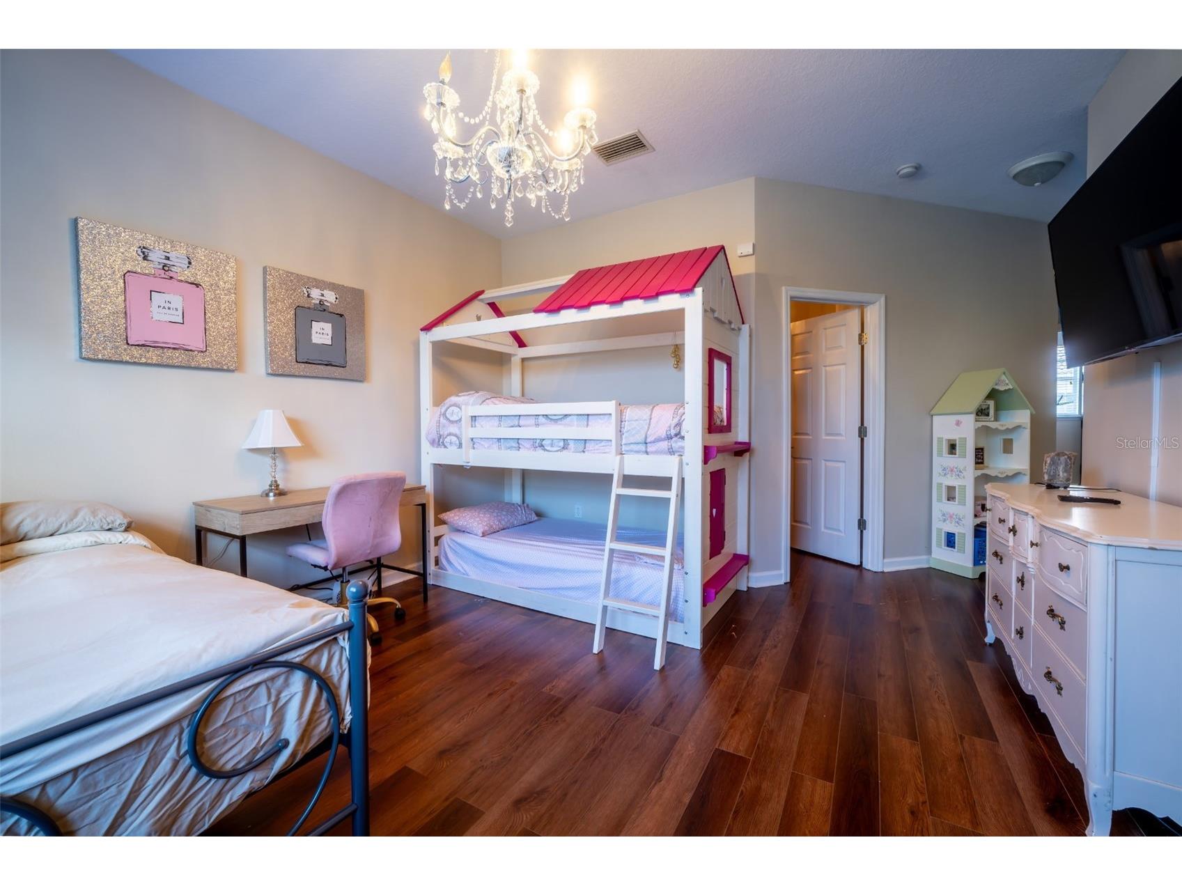 815 S Fort Harrison Avenue Clearwater FL 33756 TB8506749 image13