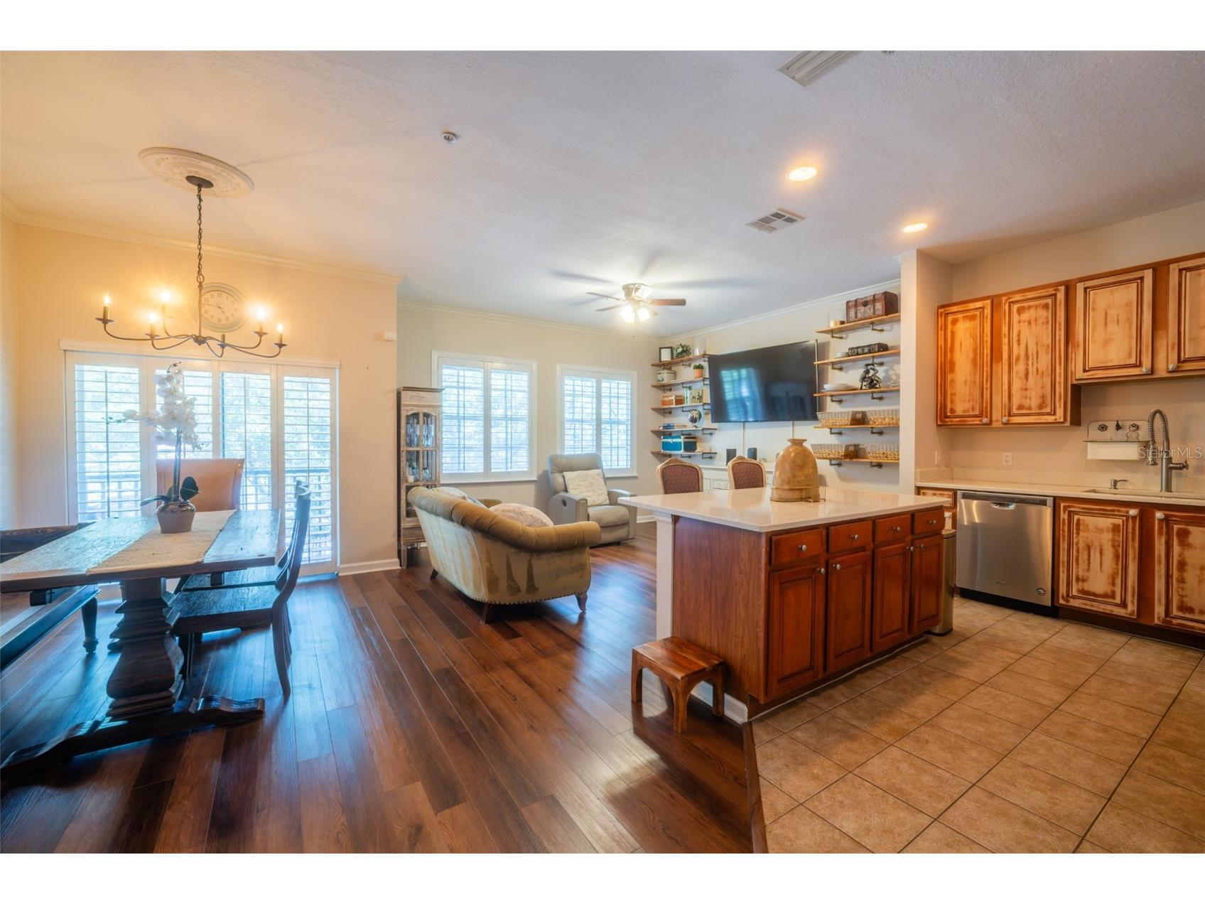 815 S Fort Harrison Avenue Clearwater FL 33756 TB8506749 image4