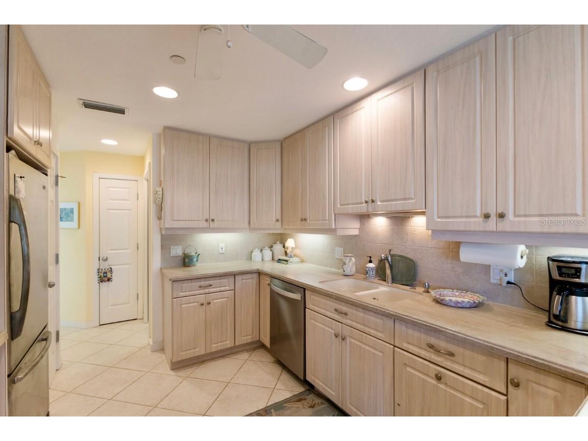 815 S Harbor Drive Boca Grande FL 33921 D6145050 image8