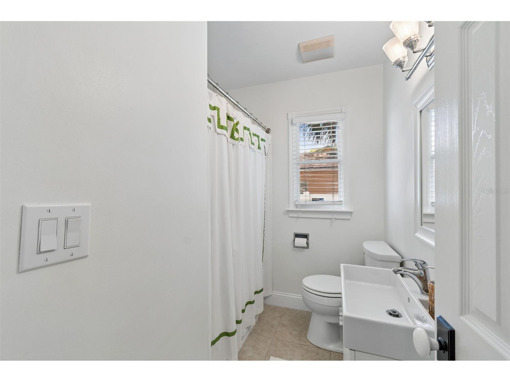 815 W Kentucky Avenue Tampa FL 33603 TB8497931 image24