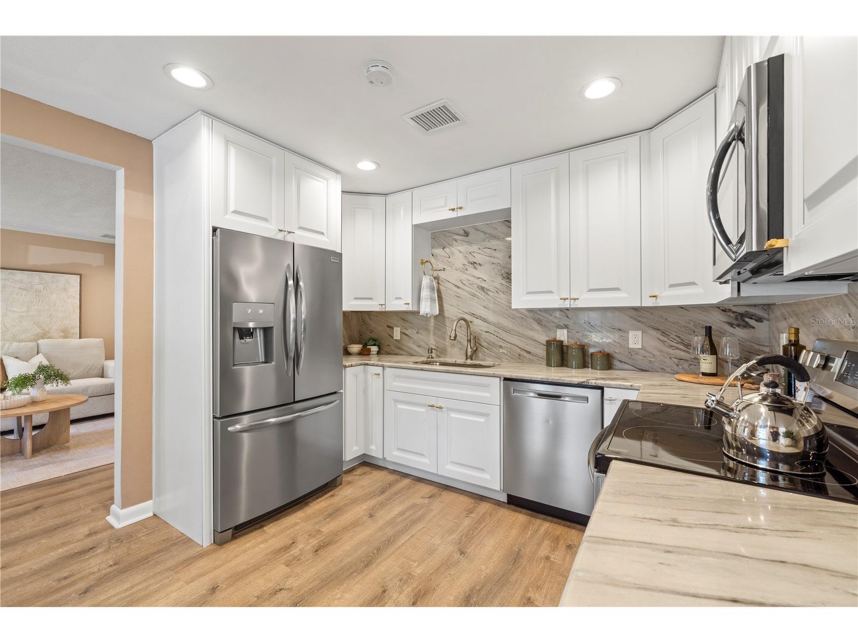 815 W Lowry Lane Tampa FL 33604 TB8490374 image17