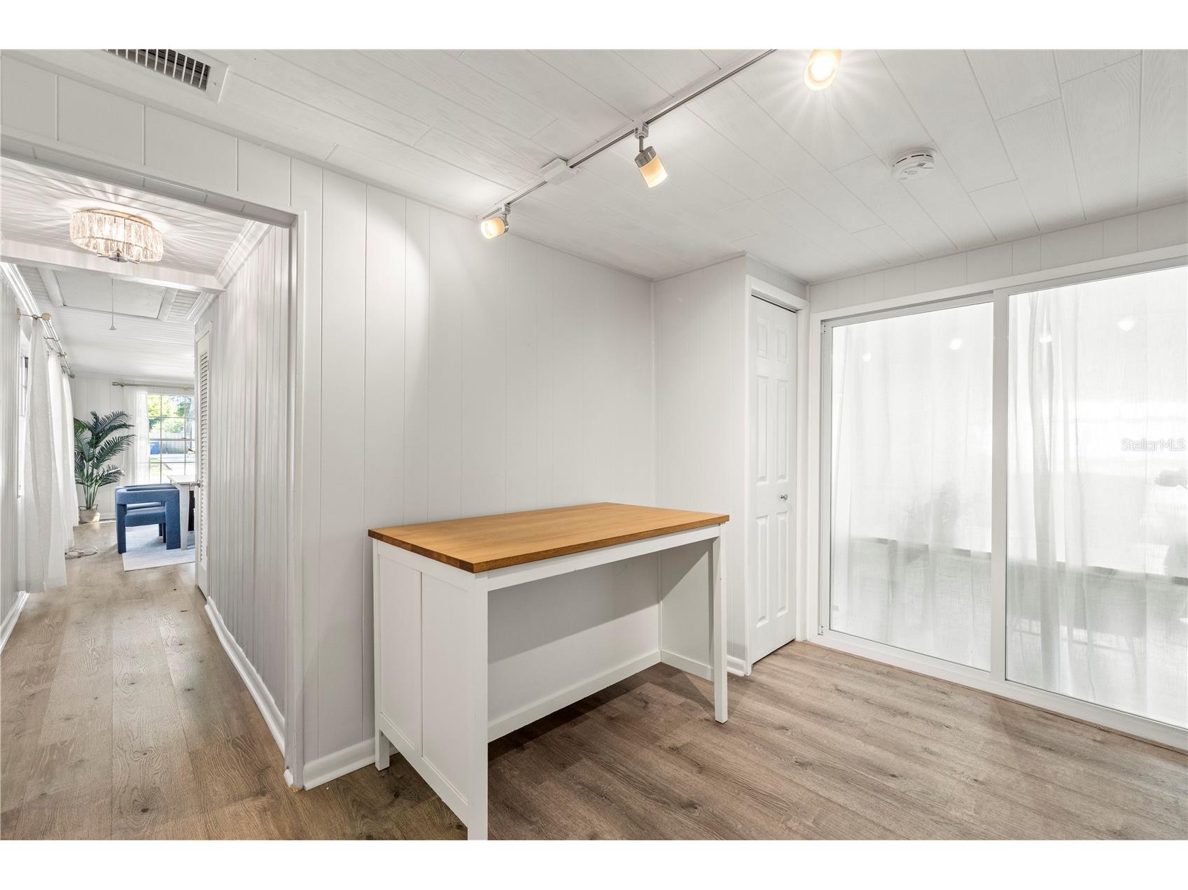 815 W Lowry Lane Tampa FL 33604 TB8490374 image40