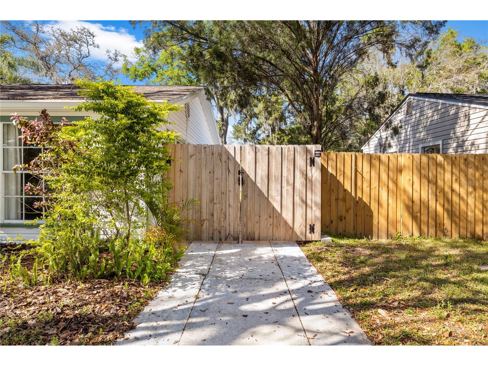 815 W Lowry Lane Tampa FL 33604 TB8490374 image6