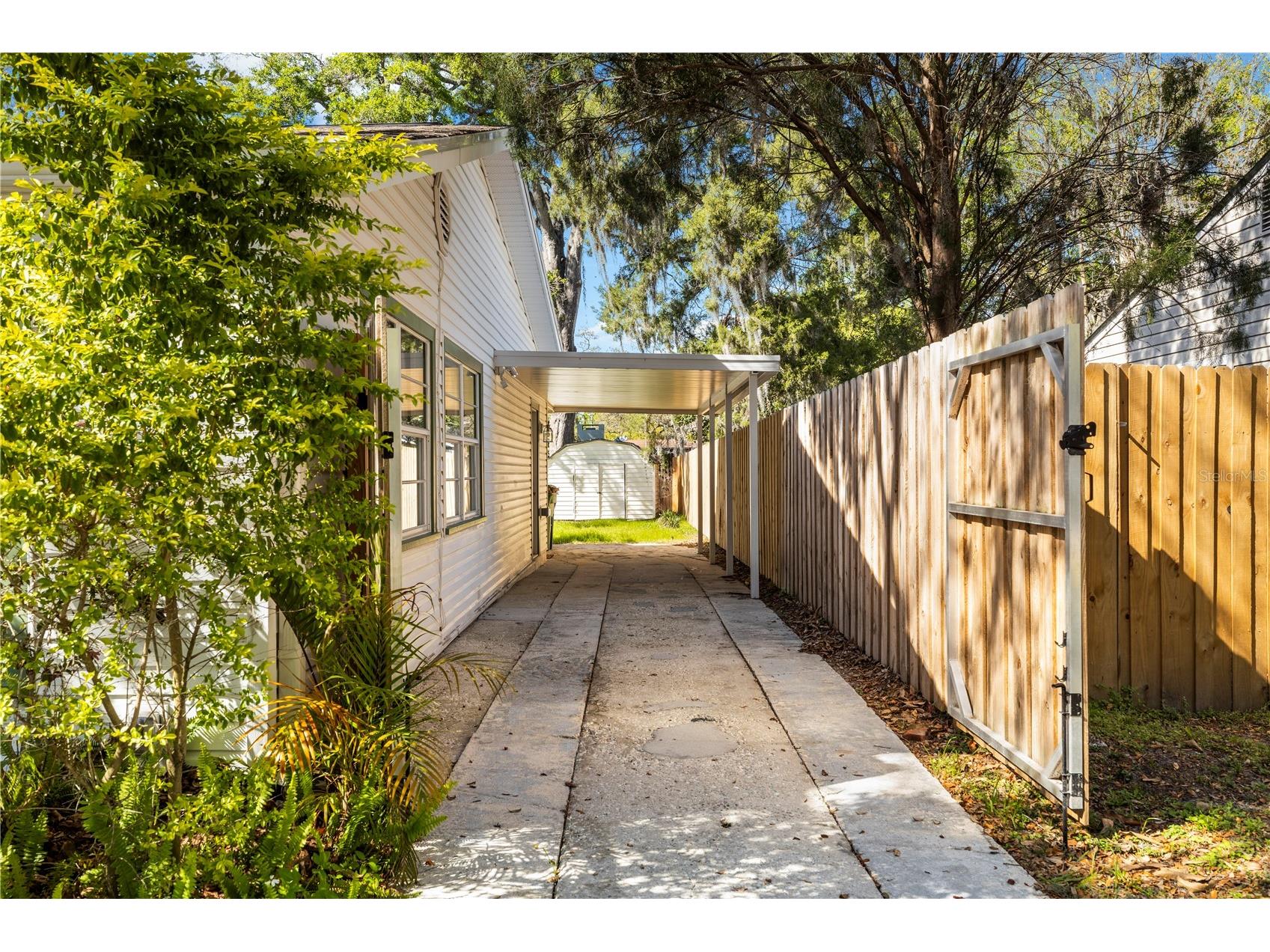 815 W Lowry Lane Tampa FL 33604 TB8490374 image7