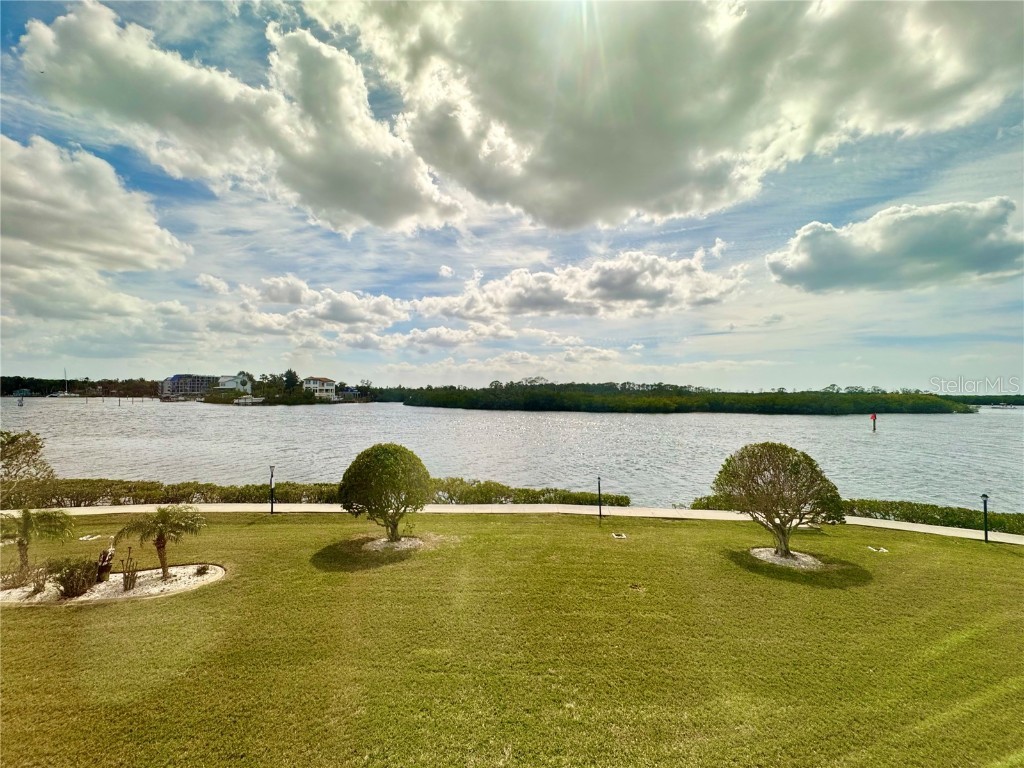 8150 Brent Street #716 Port Richey FL 34668 - GULF OF MEXICO COTEE RIVER W7873822 image6