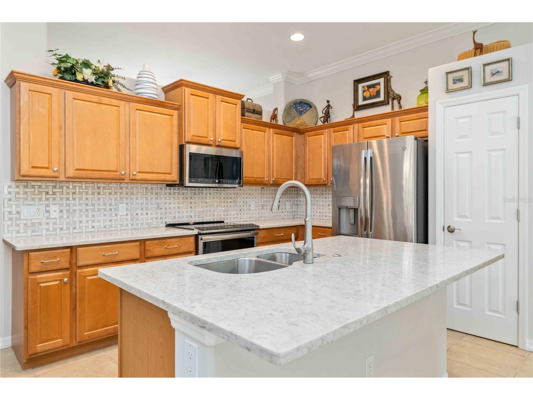 8150 Indigo Ridge Terrace University Park FL 34201 A4683805 image3