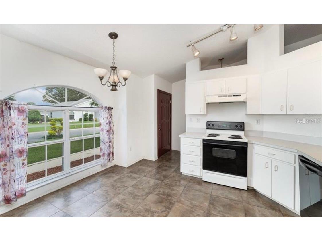 8150 Oakhurst Boulevard Lakeland FL 33810 L4957204 image2