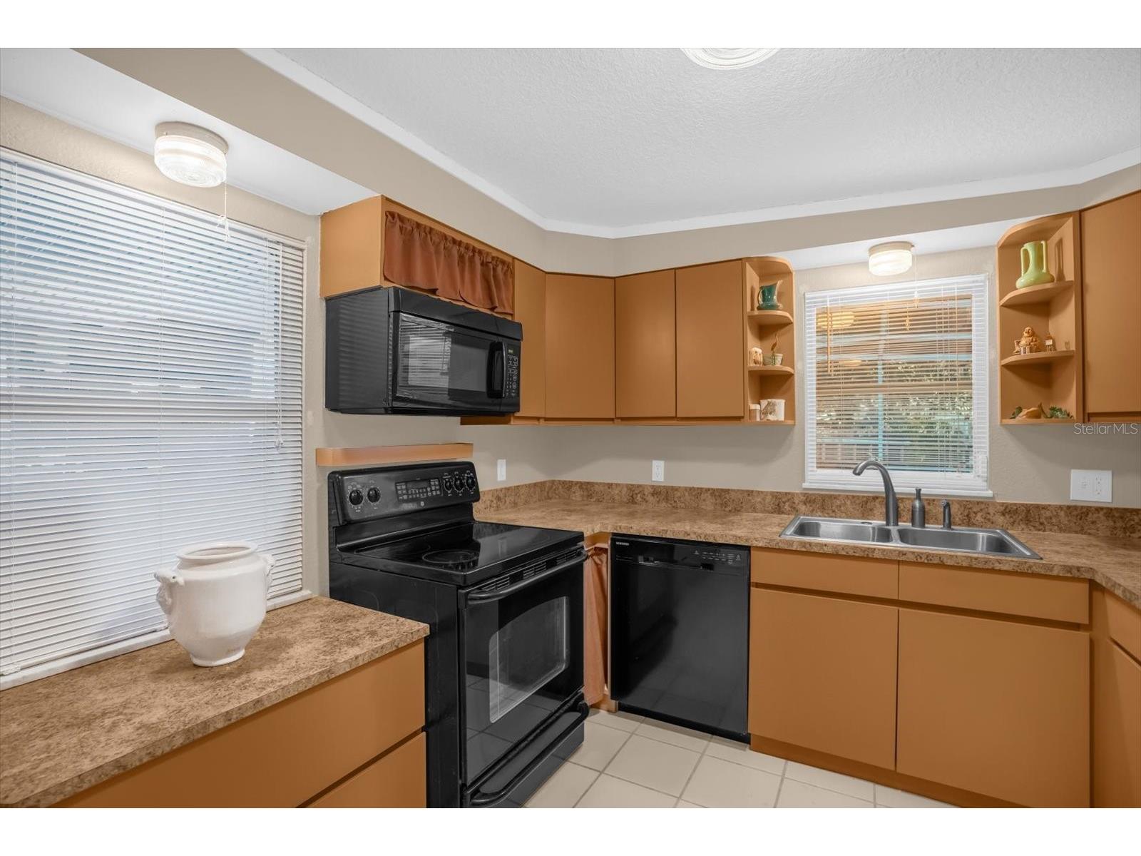 8150 Spring Drive Yalaha FL 34797 - LAKE HARRIS - CHAIN OF LAKES G5107060 image12