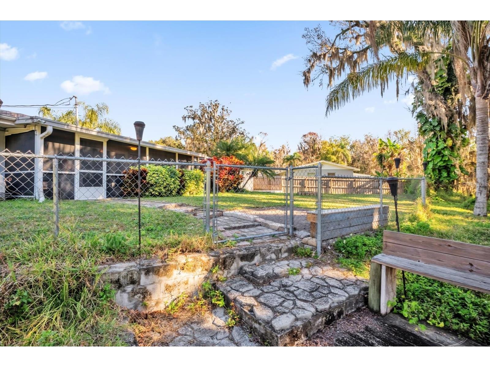 8150 Spring Drive Yalaha FL 34797 - LAKE HARRIS - CHAIN OF LAKES G5107060 image29