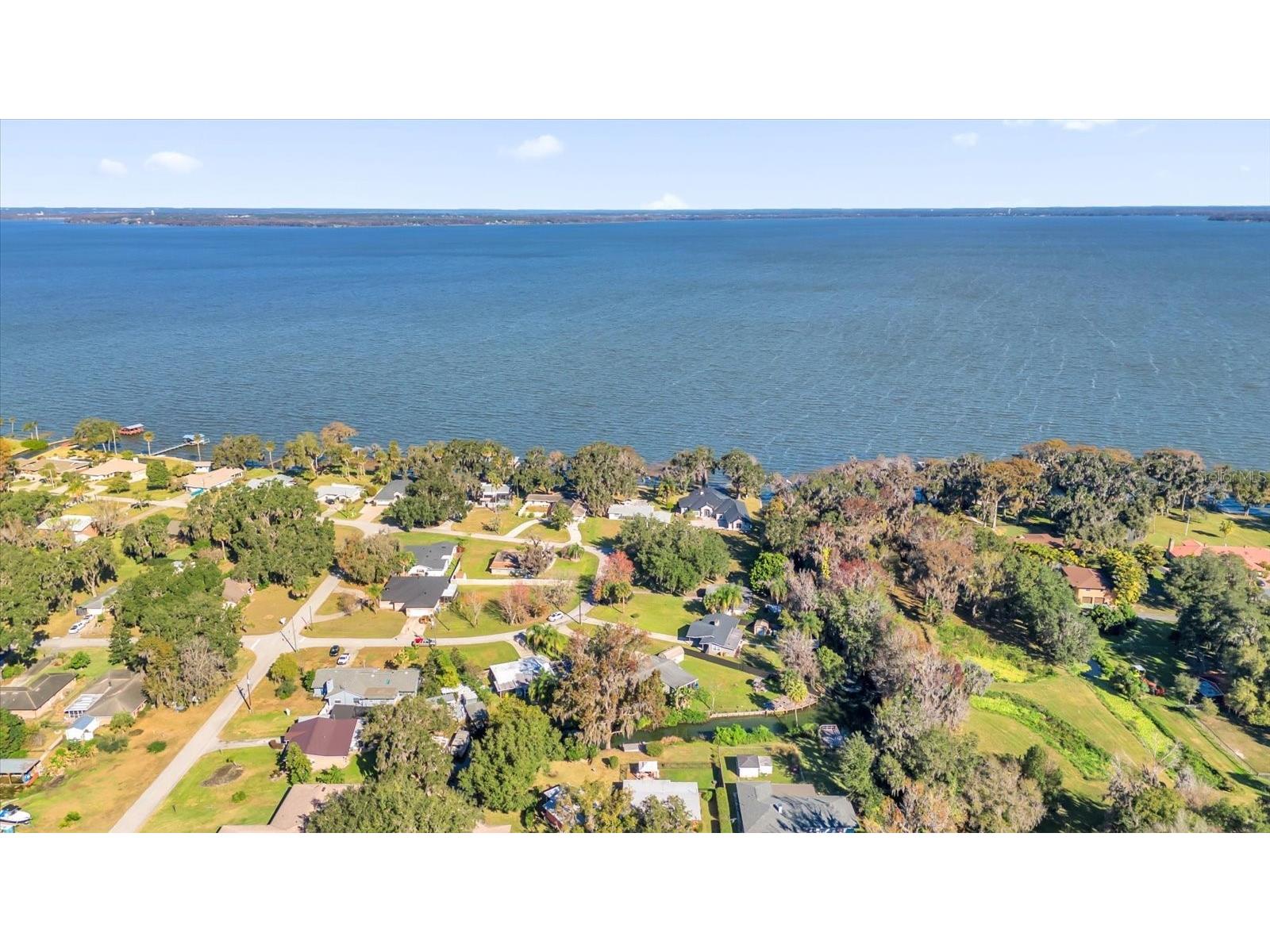 8150 Spring Drive Yalaha FL 34797 - LAKE HARRIS - CHAIN OF LAKES G5107060 image6