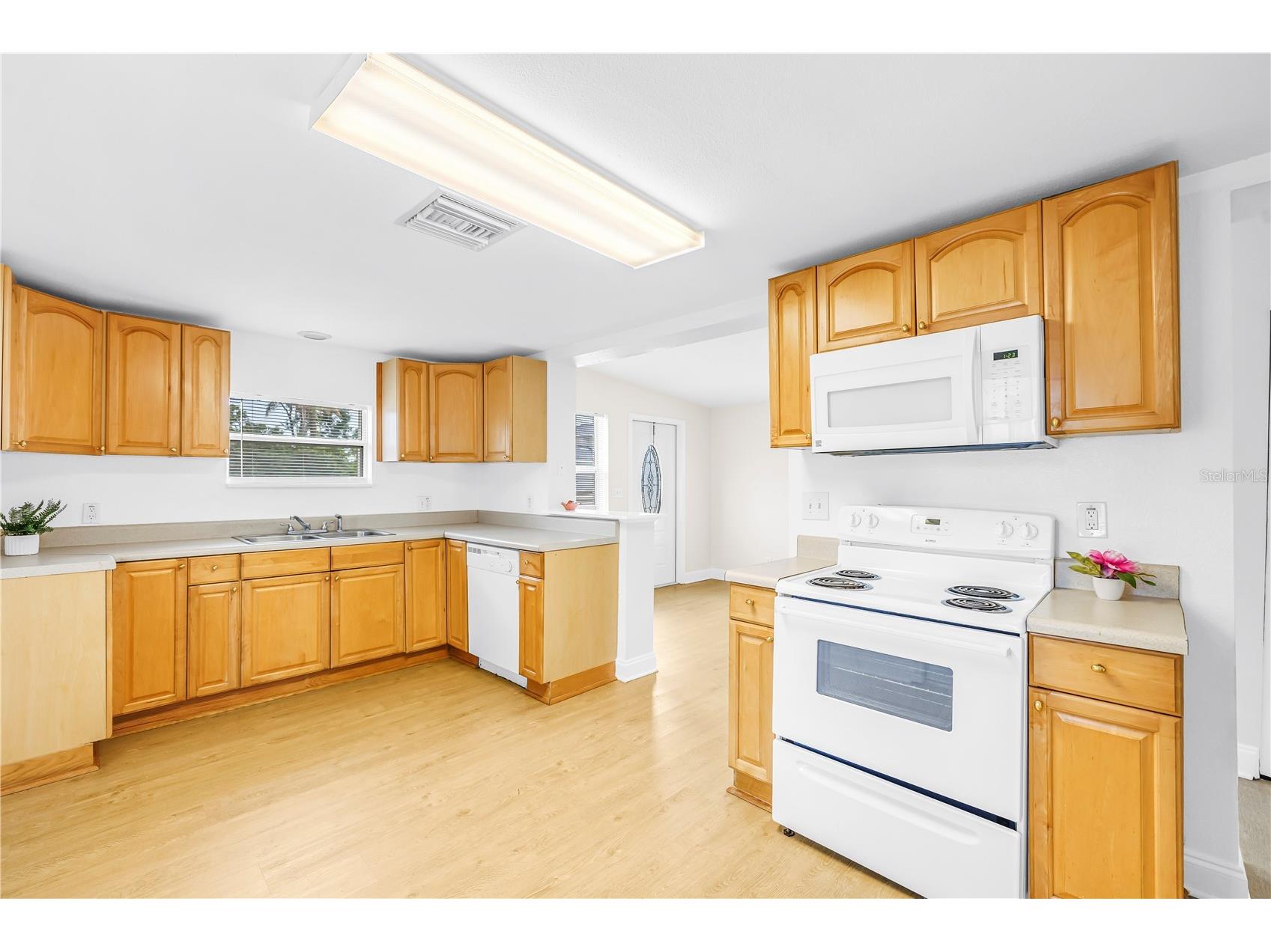 8151 61st Street N Pinellas Park FL 33781 TB8503661 image14