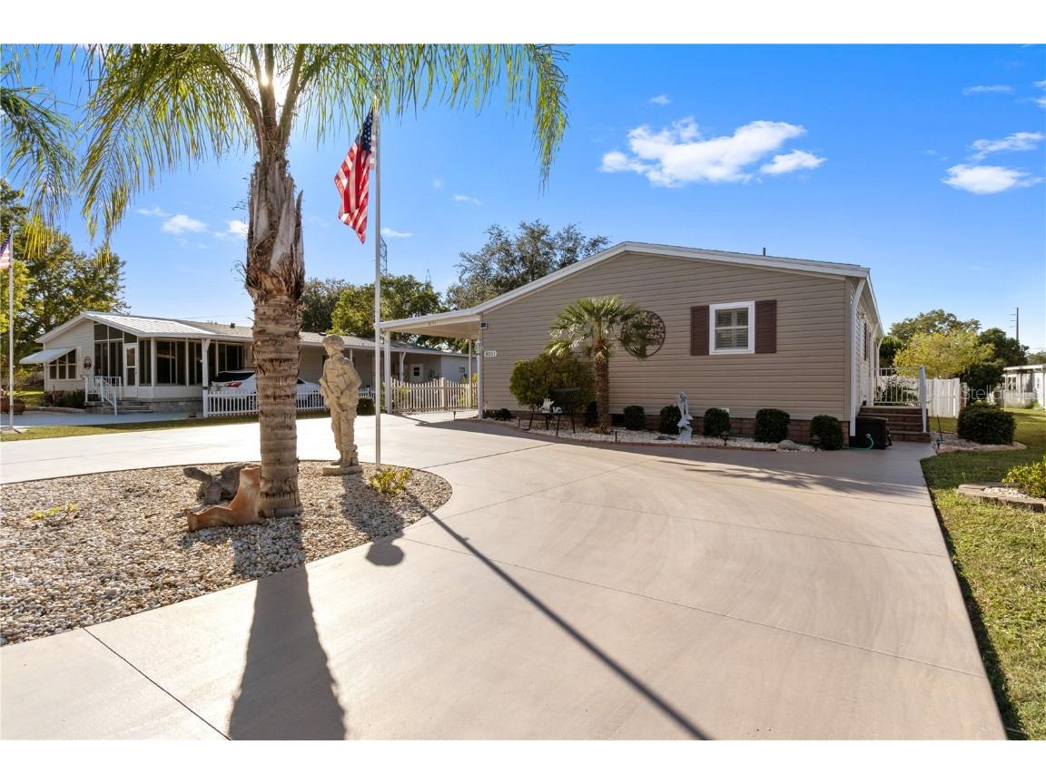 8151 Fortune Hunter Drive Brooksville FL 34613 TB8430657 image1