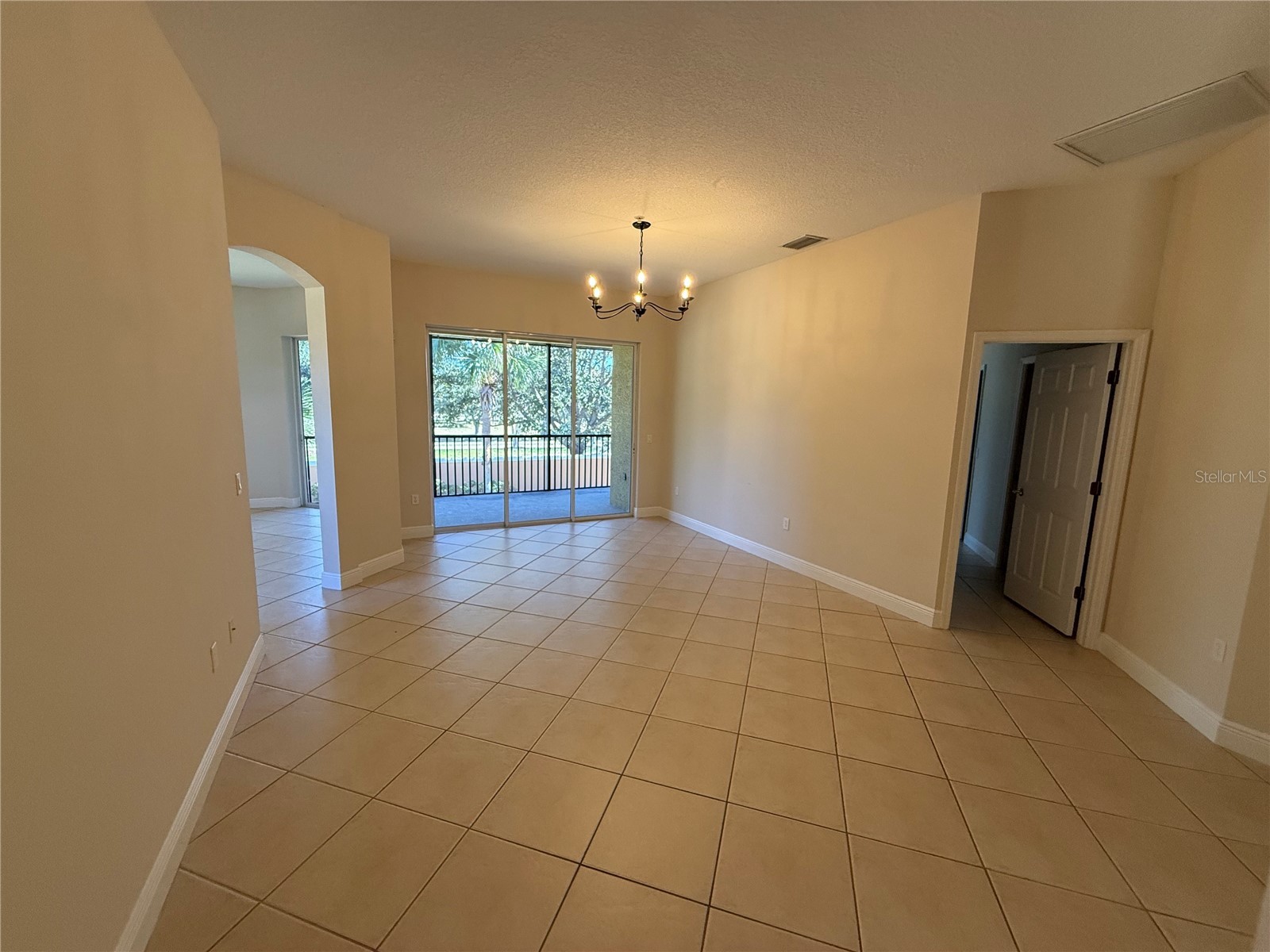 8153 Miramar Way Lakewood Ranch FL 34202 A4668561 image6