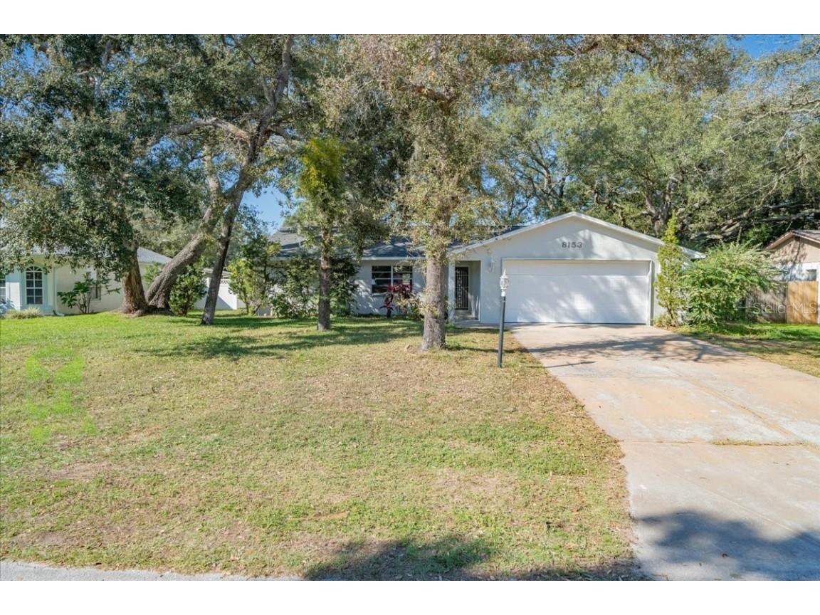 8153 Roycrest Lane Spring Hill FL 34606 W7851062 image1