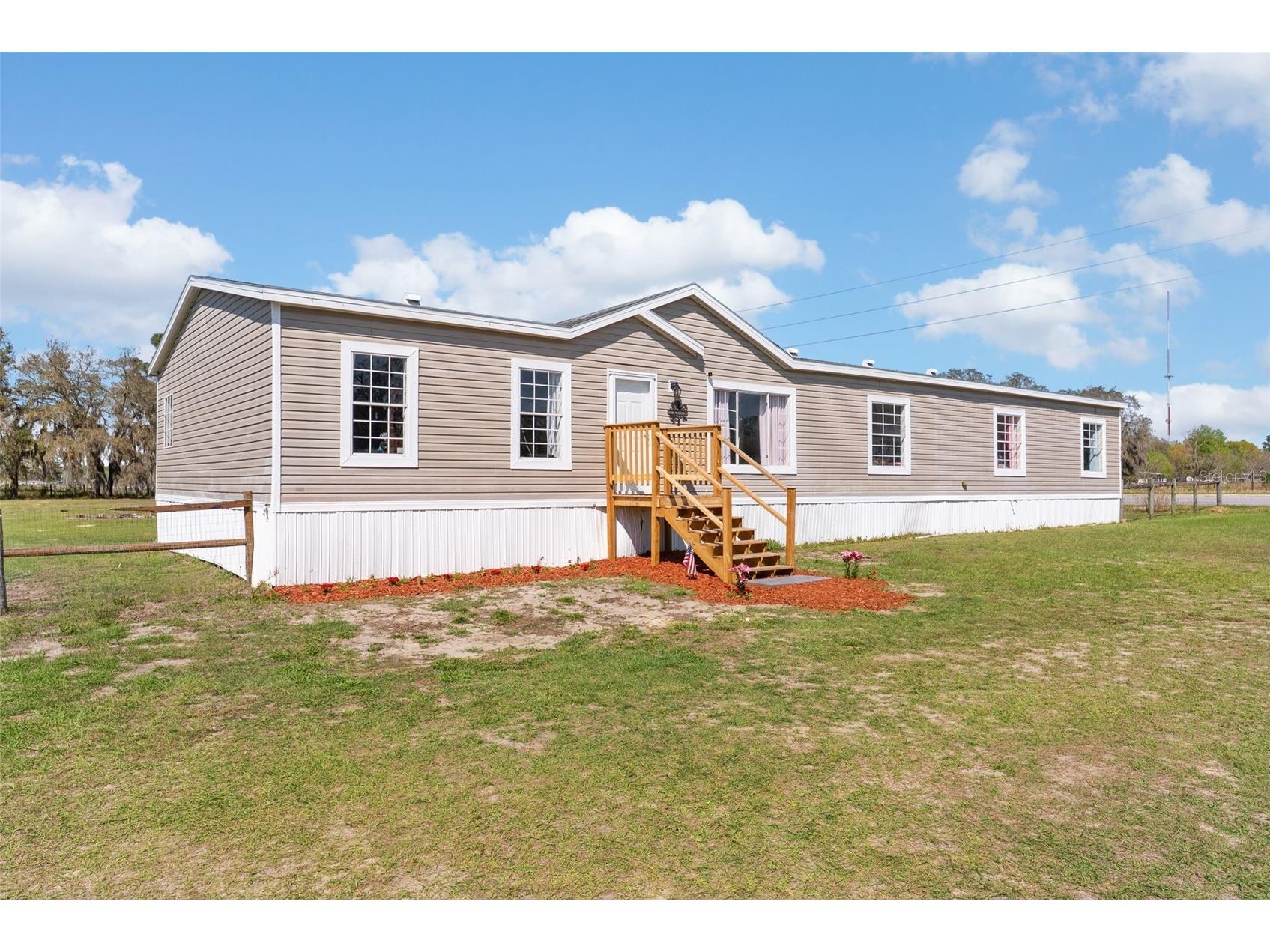8155 SE 121st Place Belleview FL 34420 O6393062 image1