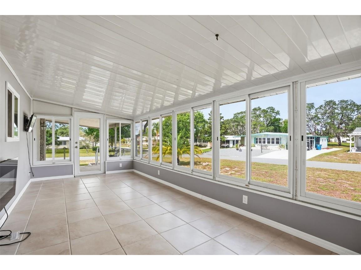 8156 Baycrest Drive Brooksville FL 34613 W7880227 image30