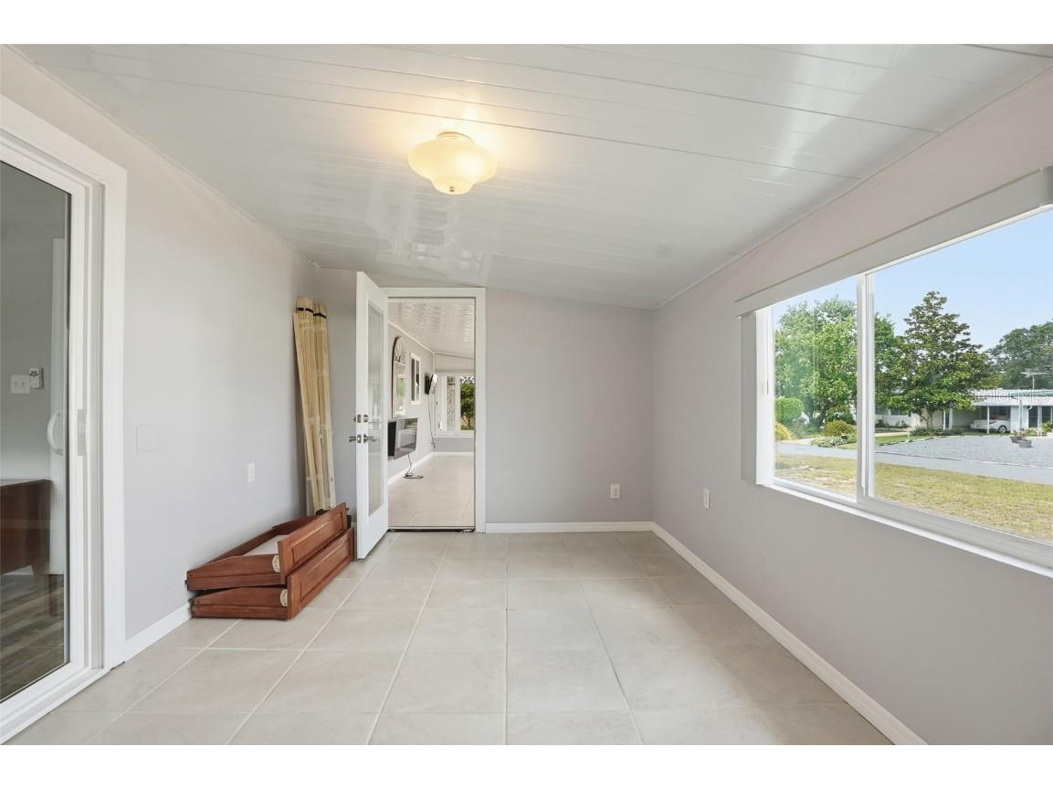 8156 Baycrest Drive Brooksville FL 34613 W7880227 image32