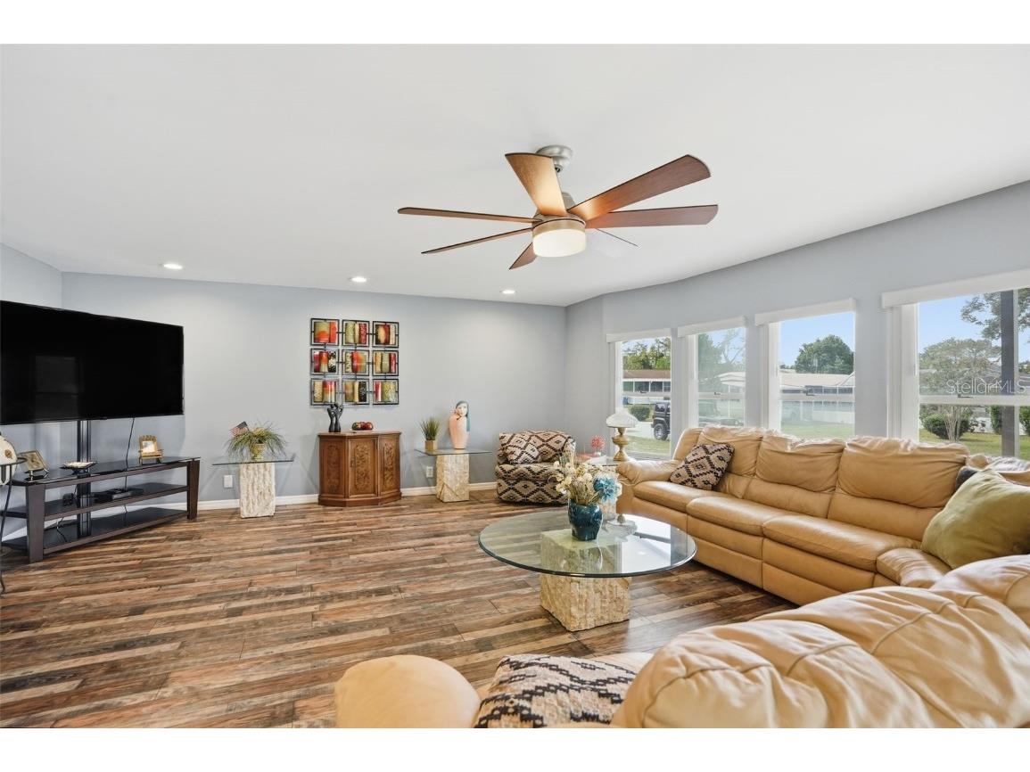 8156 Baycrest Drive Brooksville FL 34613 W7880227 image9