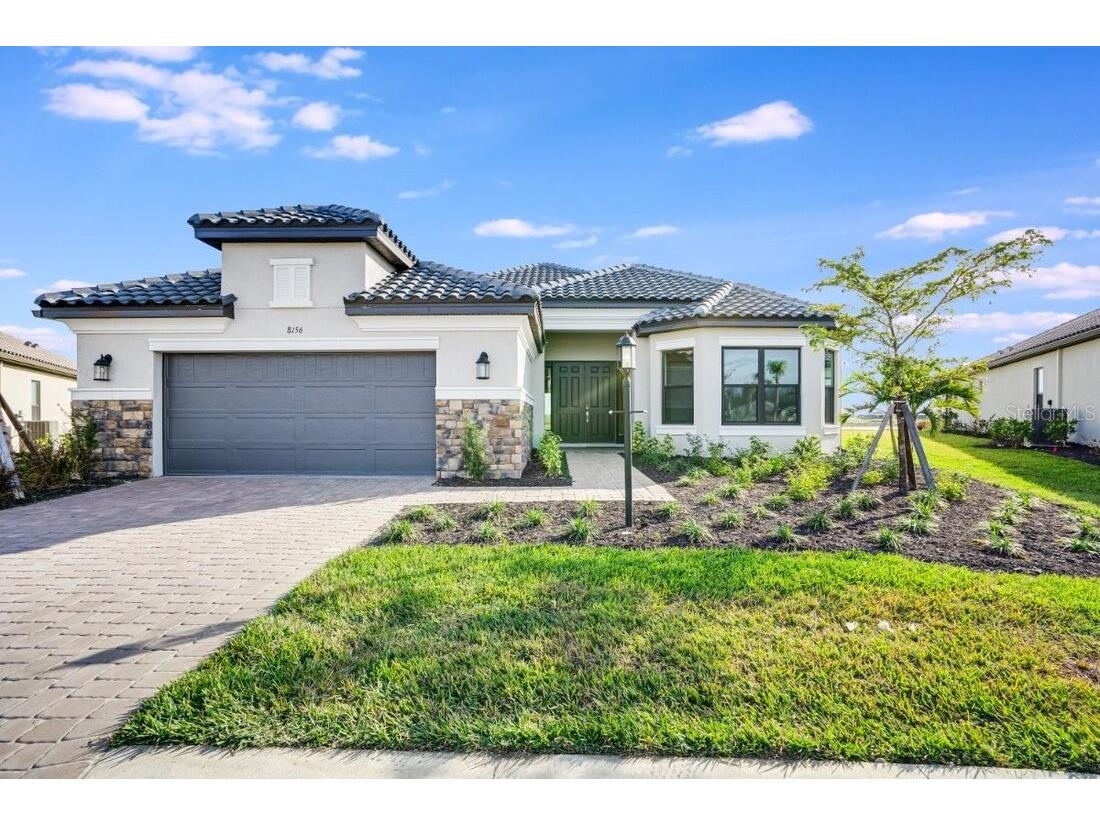8156 Moonbeam Avenue Sarasota FL 34241 A4630588 image1