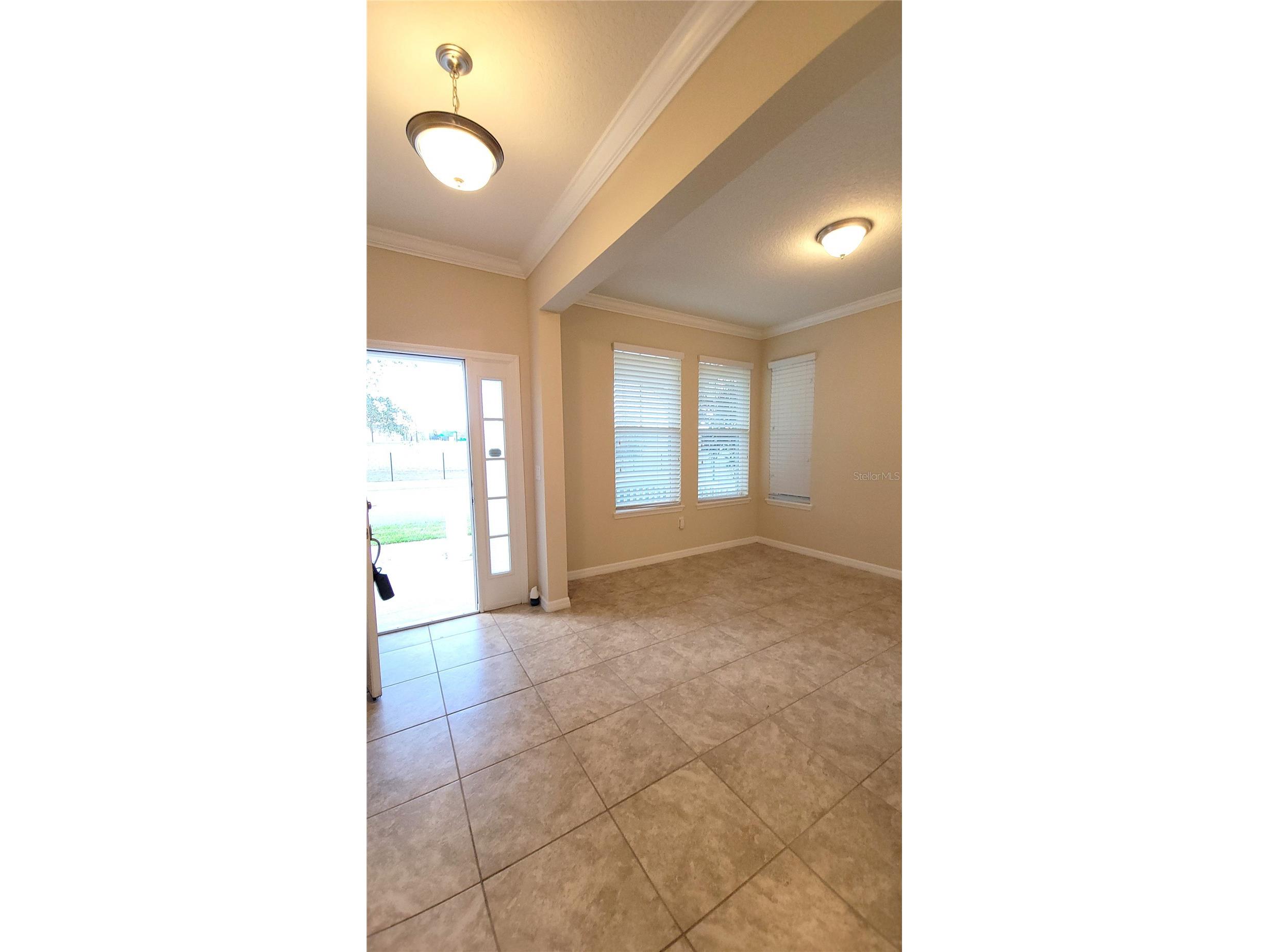 8156 Wood Sage Drive Winter Garden FL 34787 V4947783 image5