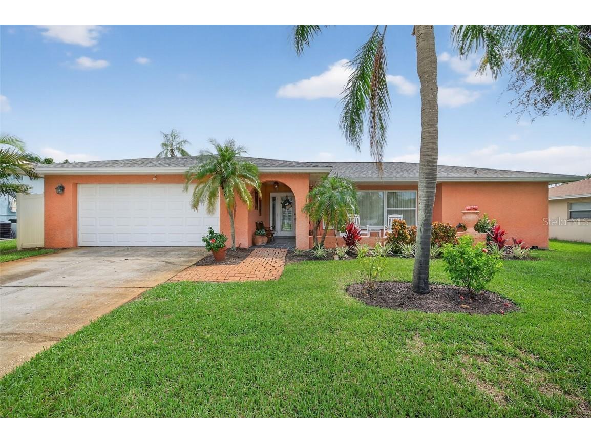 8157 128th Street Seminole FL 33776 TB8426090 image1